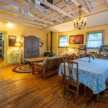 Clementine'S Guest House & Vacation Rentals Astoria Esterno foto