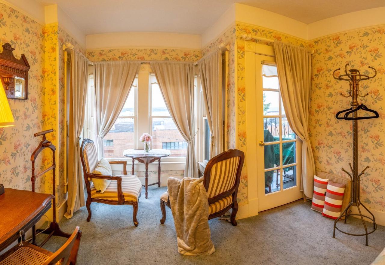 Clementine'S Guest House & Vacation Rentals Astoria Esterno foto