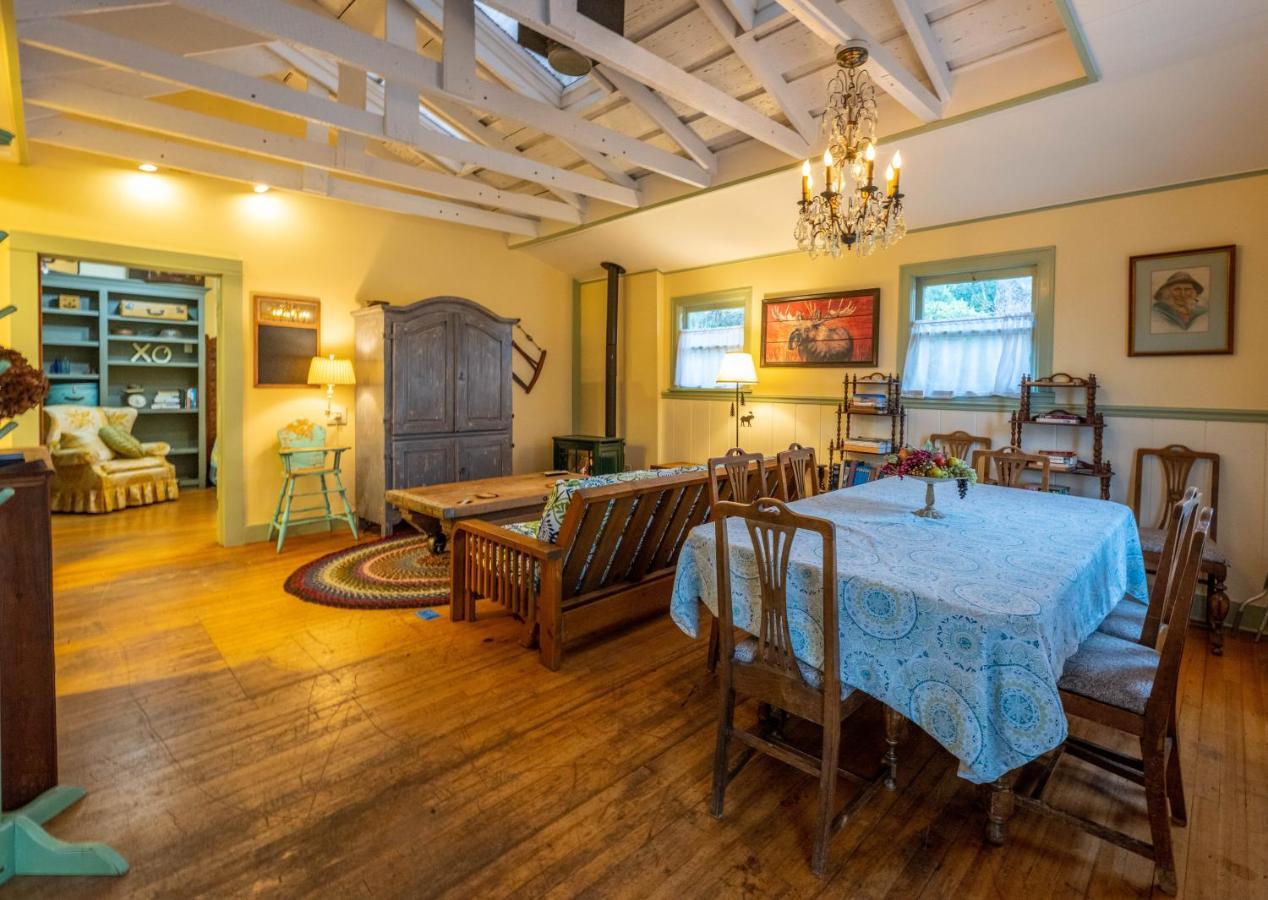 Clementine'S Guest House & Vacation Rentals Astoria Esterno foto