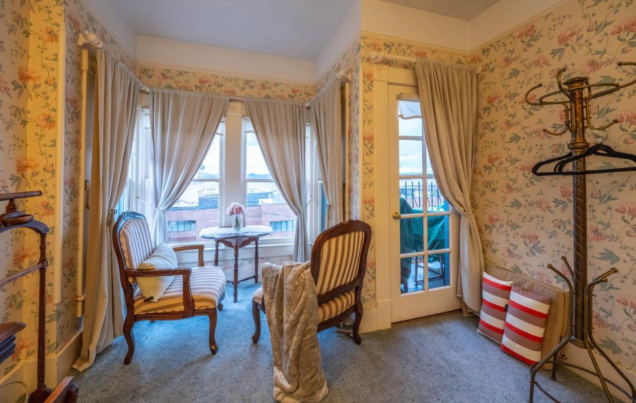 Clementine'S Guest House & Vacation Rentals Astoria Esterno foto