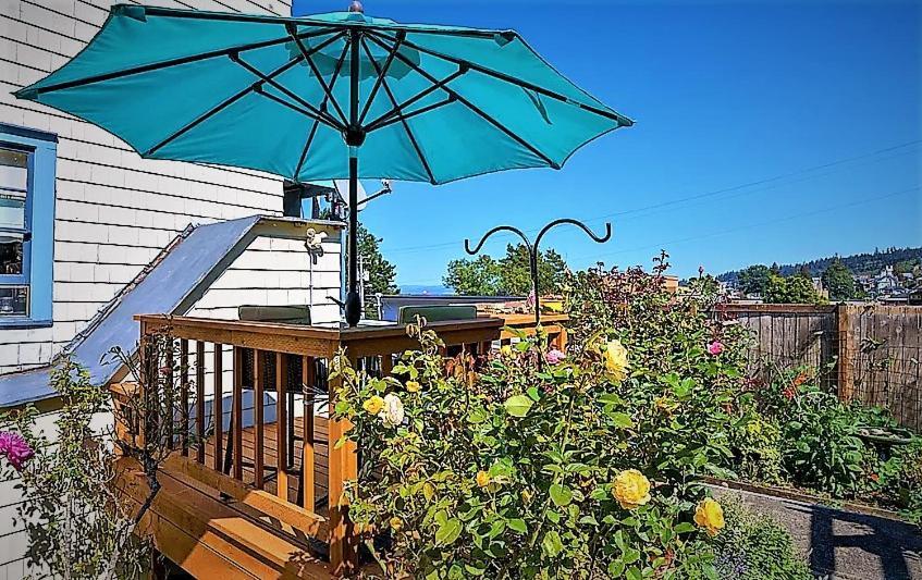 Clementine'S Guest House & Vacation Rentals Astoria Esterno foto